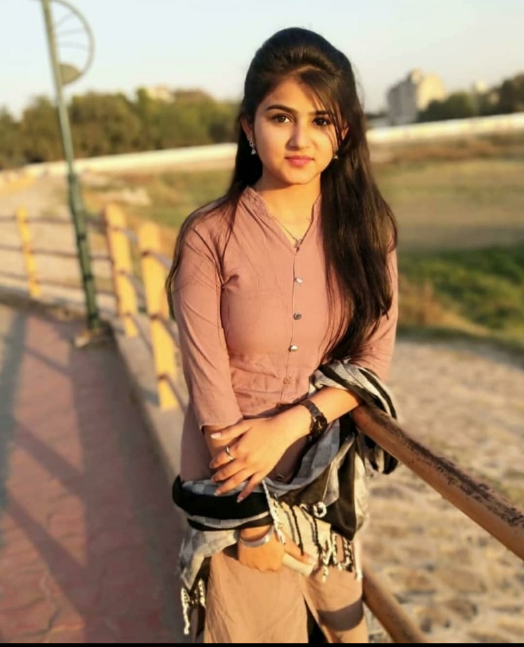 Raipur call girl oyo hotel call girl raipur