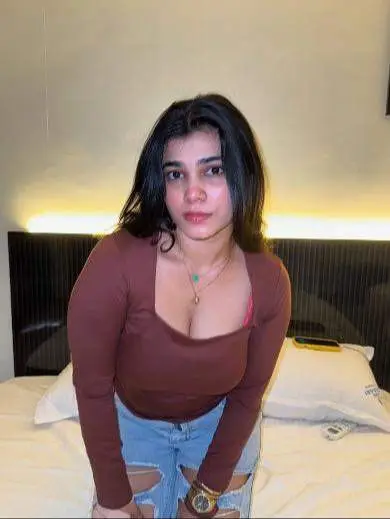 I am beautiful, intelligent, understanding girl. i love to have good company with some nic