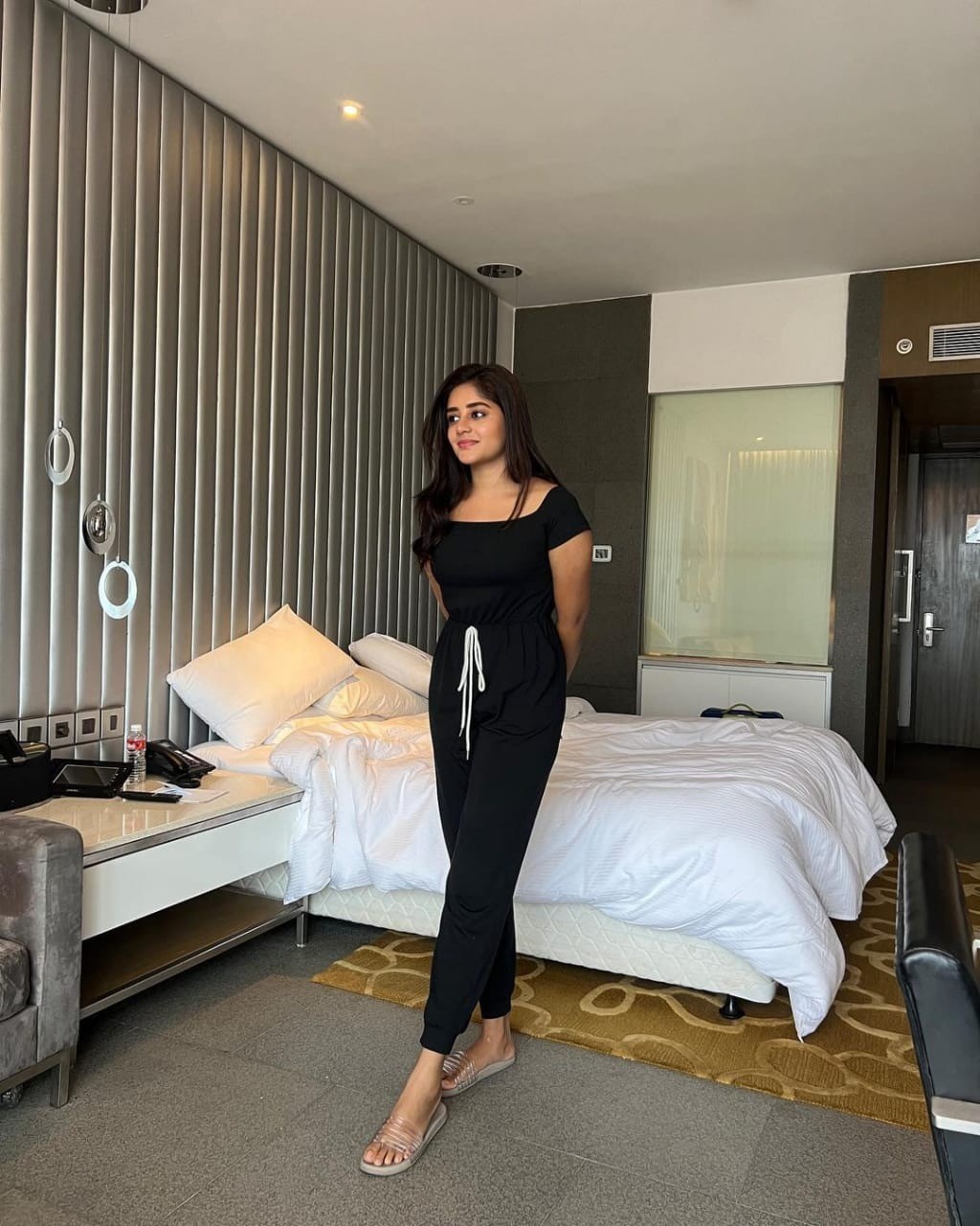 Best low price vip genuine service call me best low price vip safe and genuine s...