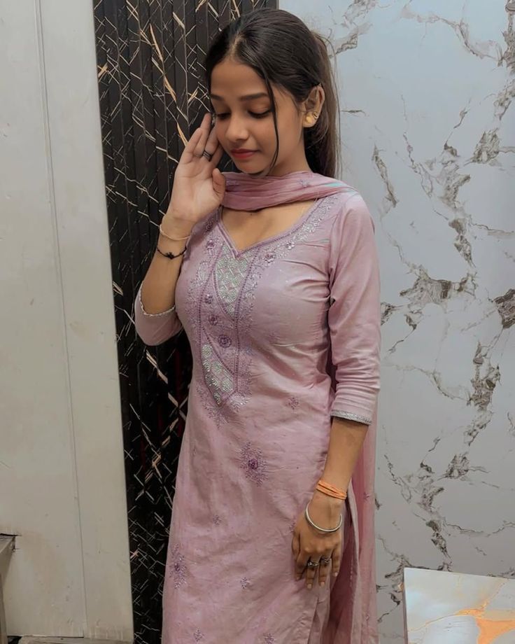 Myself khushi independent call girl full satisfied service