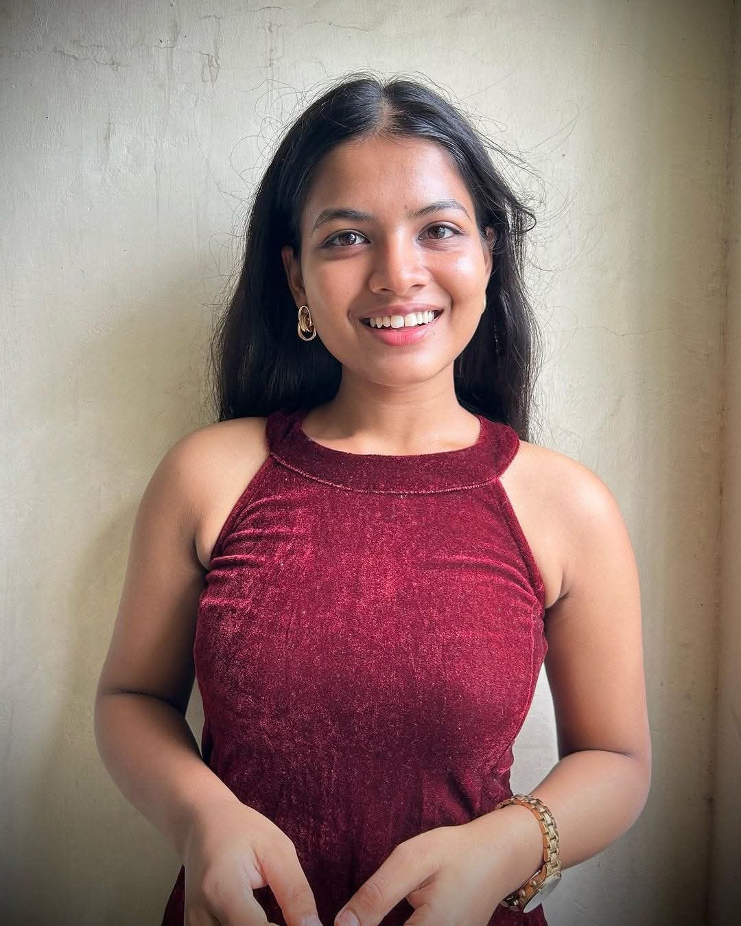 Shimla escort Low price only cash payment available