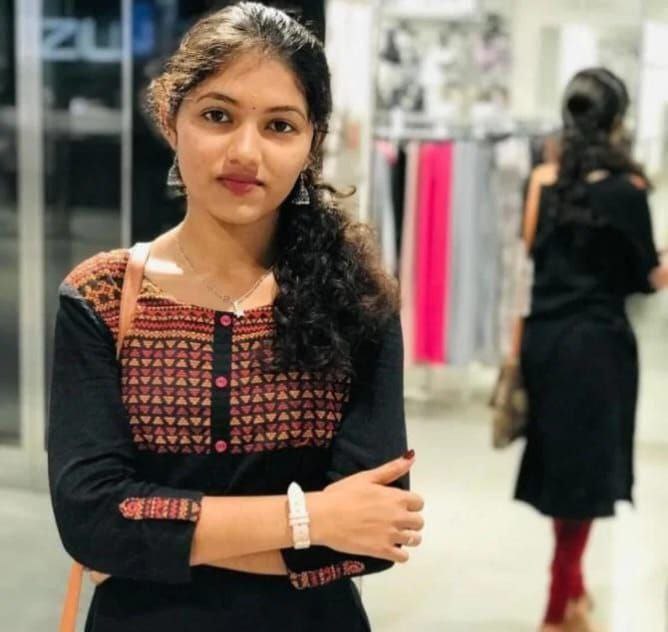 Myself Abhilasha independent tamil Terium girls aunty
